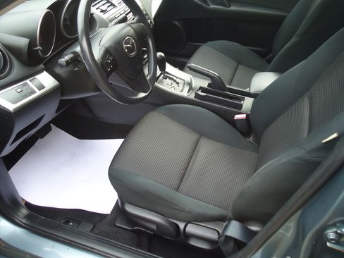 Used 2013 MAZDA MAZDA3 i SV image 7