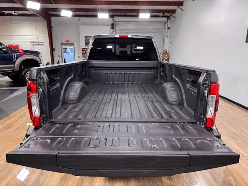 Used 2019 Ford F250 Lariat w/ Lariat Ultimate Package image 8