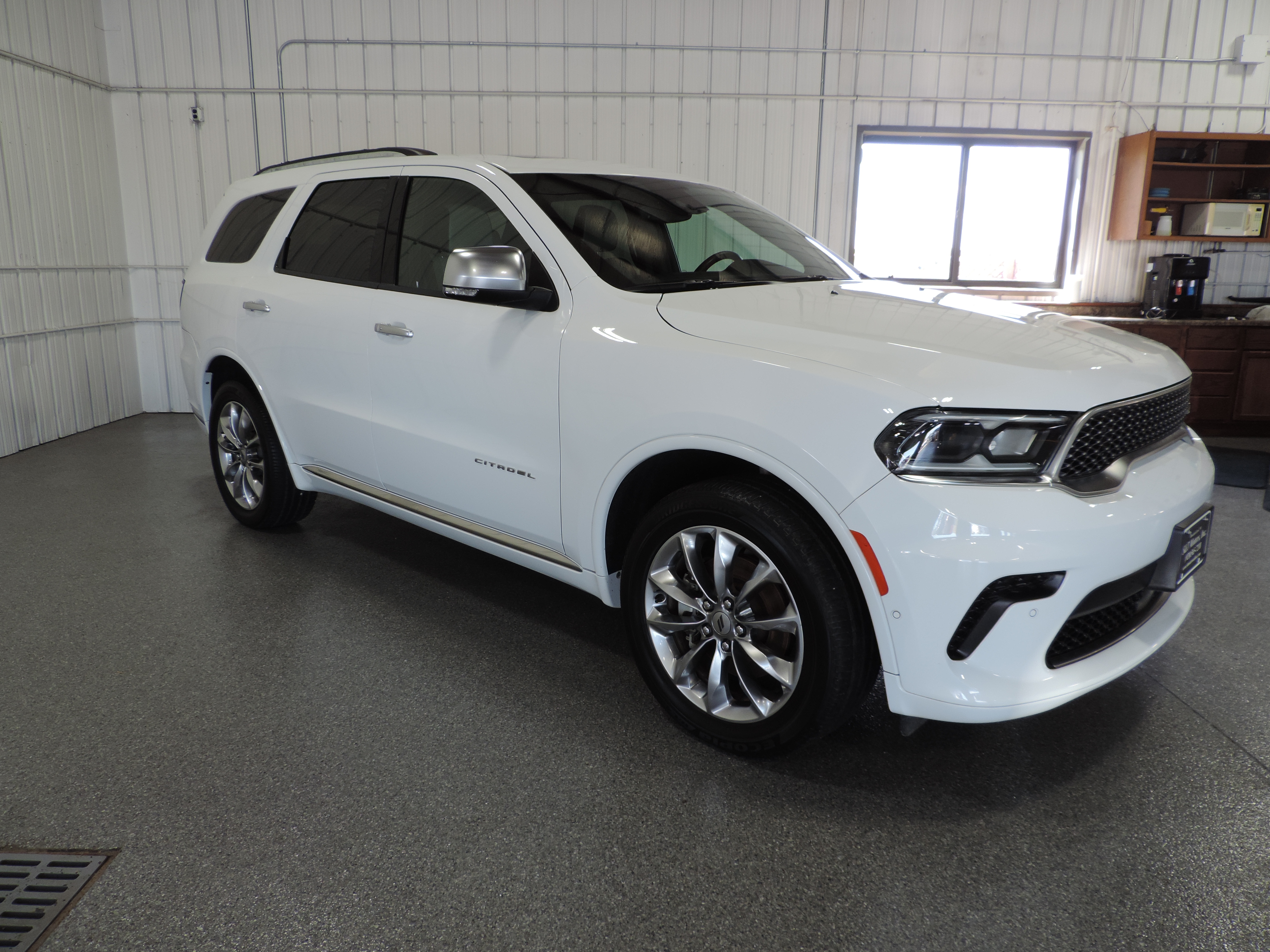 Used 2024 Dodge Durango AWD Citadel image 9