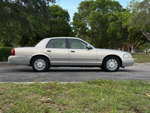 Used 2007 Mercury Grand Marquis LS RWD image 10