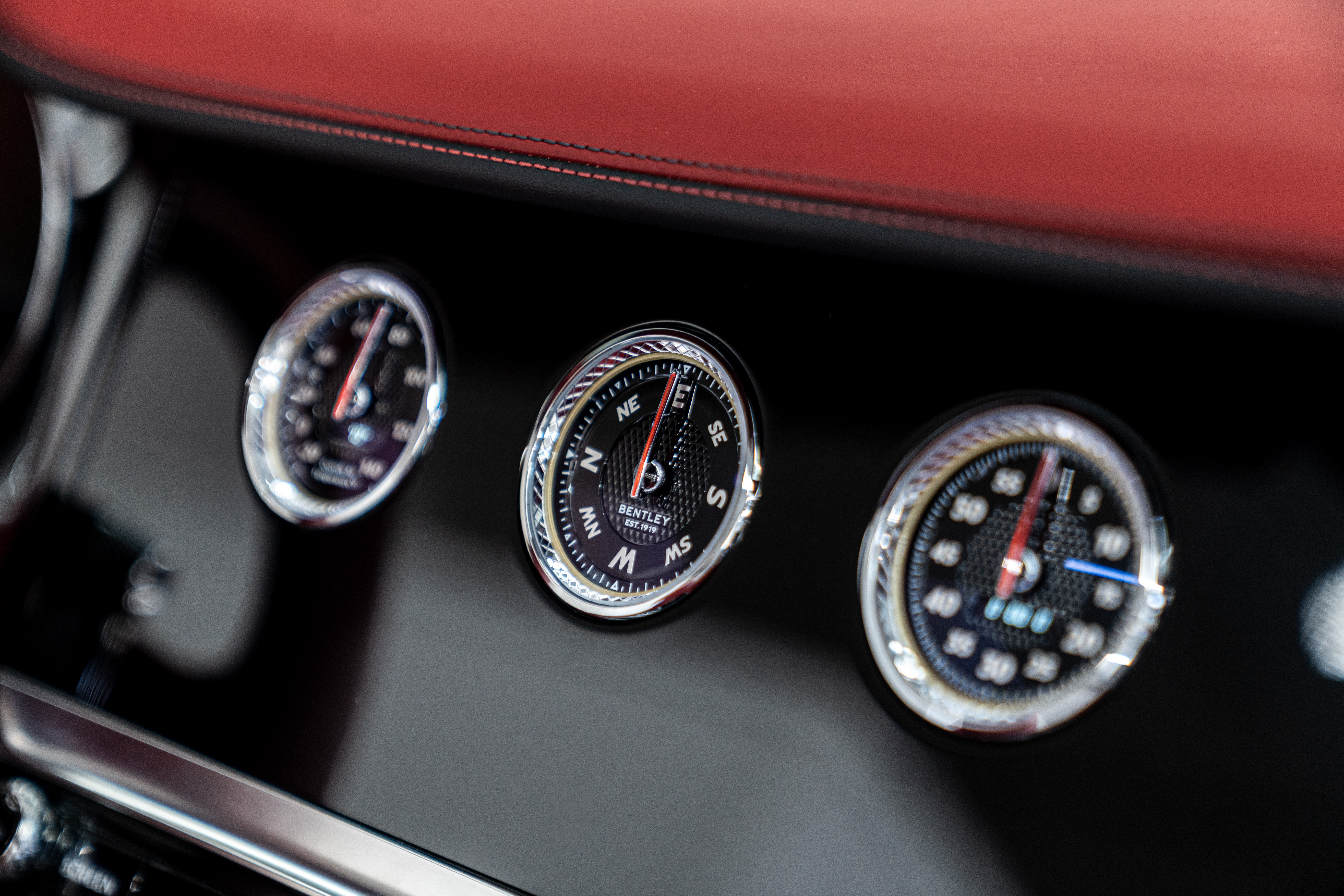 Used 2025 Bentley Continental GTC Speed AWD/4WD image 42