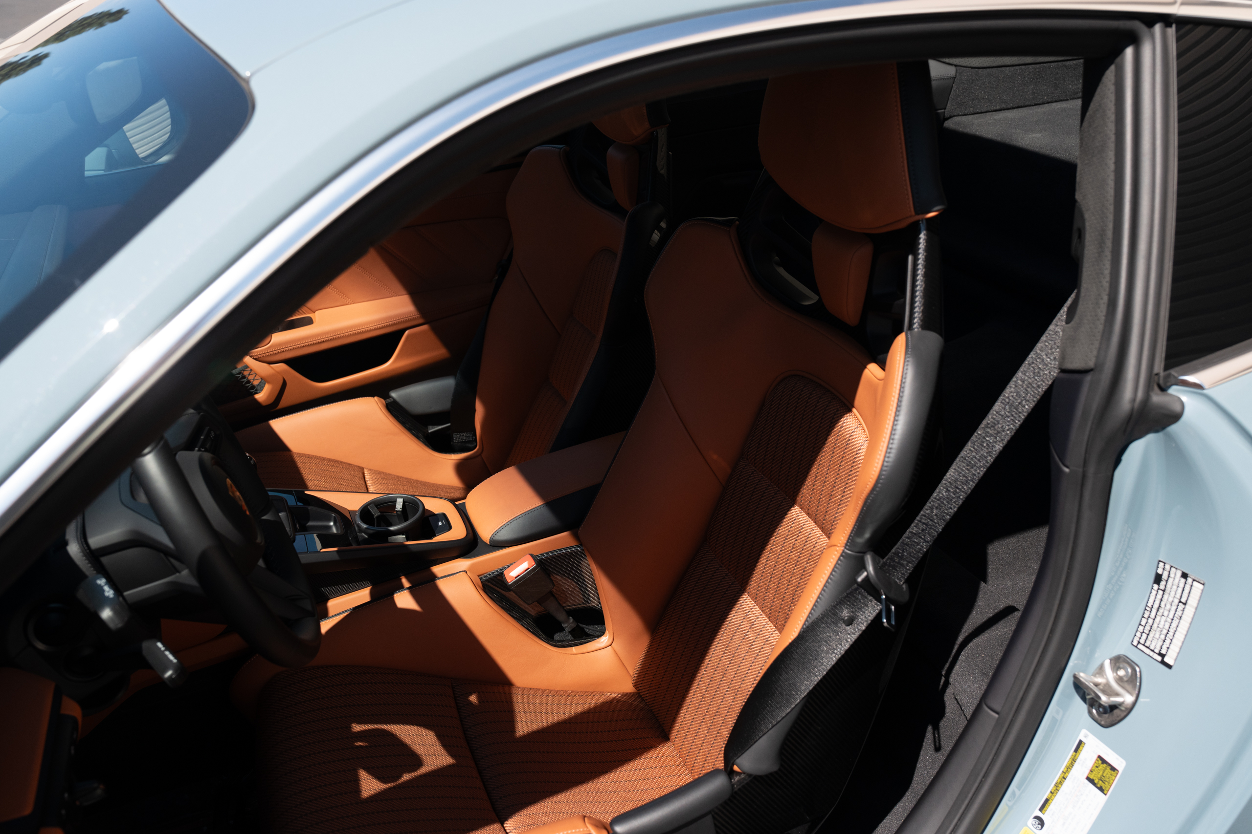 Used 2024 Porsche 911 S/T RWD image 25