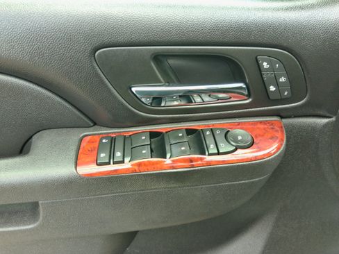 Used 2012 Chevrolet Tahoe LT image 51