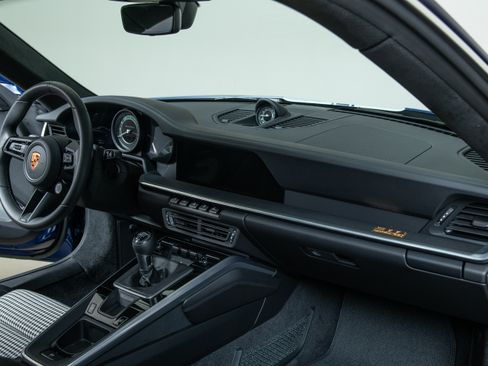 Used 2023 Porsche 911 Sport Classic image 25