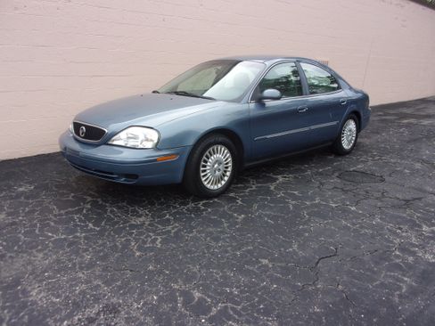 Used 2000 Mercury Sable GS Sedan FWD image 1