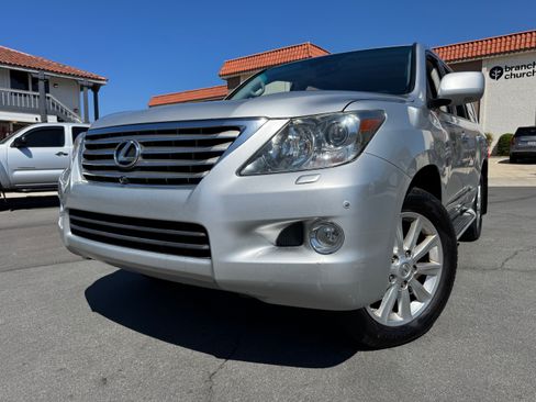 Used 2009 Lexus LX 570 image 5