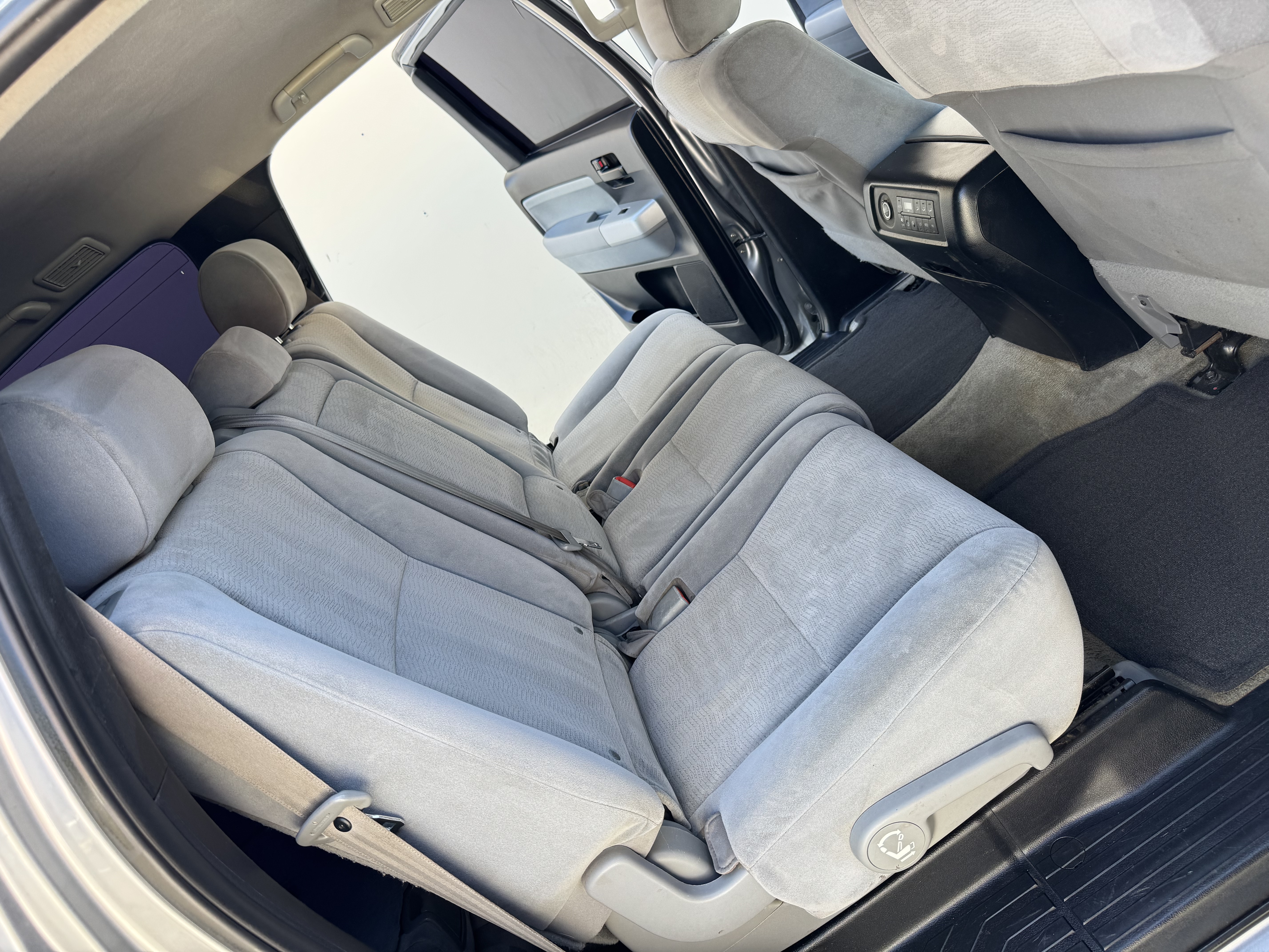 Used 2009 Toyota Sequoia SR5 RWD image 21