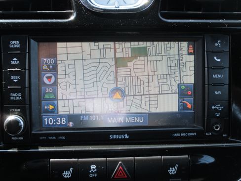 Used 2012 Chrysler 200 S Convertible FWD image 4