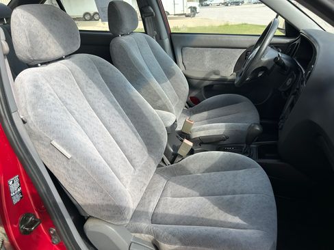 Used 2006 Hyundai Elantra GLS Sedan FWD image 13