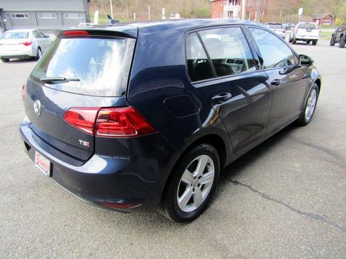 Used 2017 Volkswagen Golf FWD image 4
