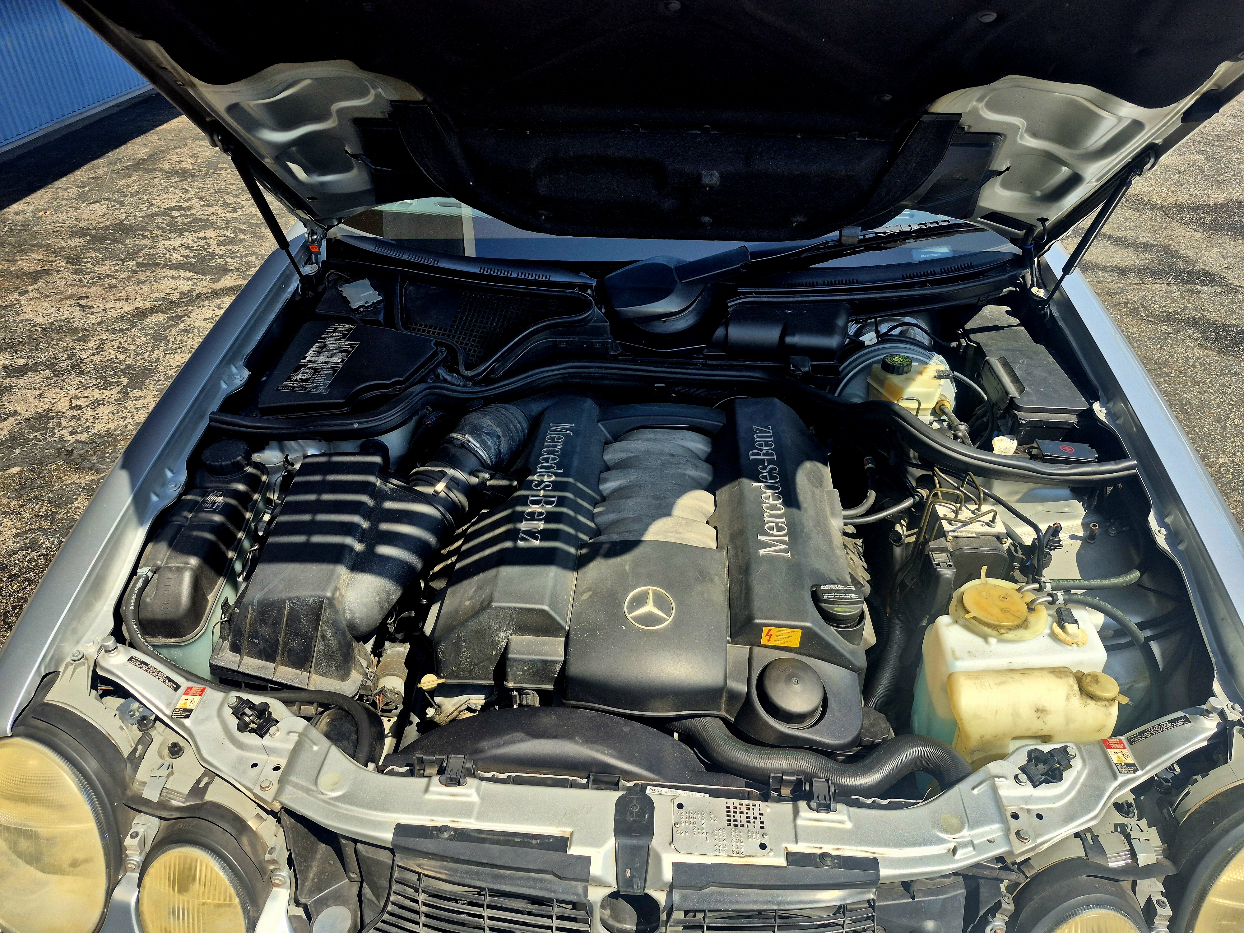 Used 2002 Mercedes-Benz E 430 Sedan image 16
