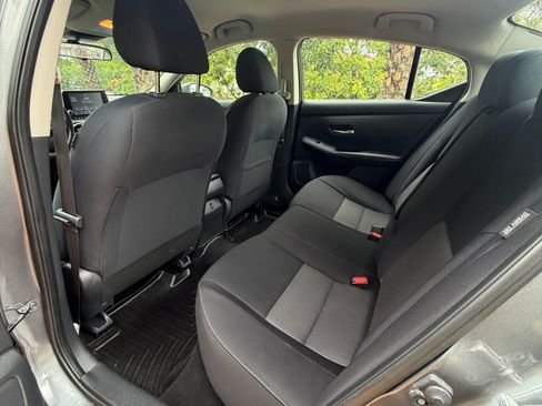 Used 2021 Nissan Sentra SV FWD image 5