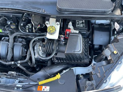 Used 2020 Ford Transit Connect XL image 25