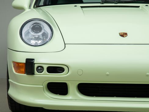 Used 1998 Porsche 911 Carrera S RWD image 48