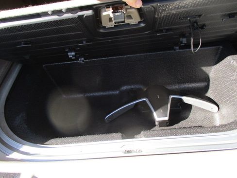 Used 2012 Cadillac SRX Luxury image 68