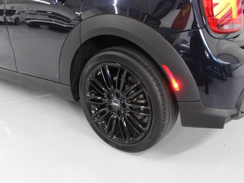 Used 2023 MINI Cooper S 4-Door Hardtop FWD image 13