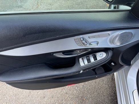 Used 2016 Mercedes-Benz C 300 Sport image 7