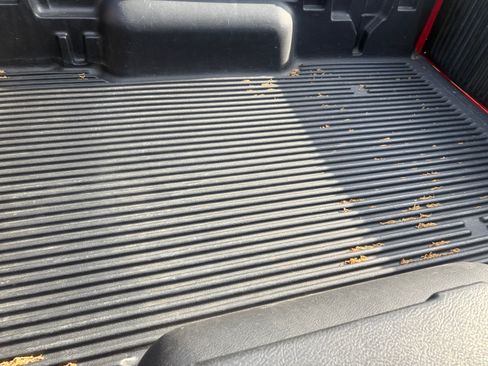 Used 2001 Nissan Frontier XE image 14