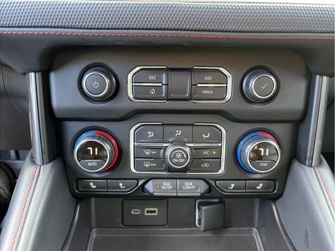 Used 2021 Chevrolet Tahoe RST image 36