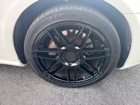 Used 2008 Mercedes-Benz CLS 550 image 13