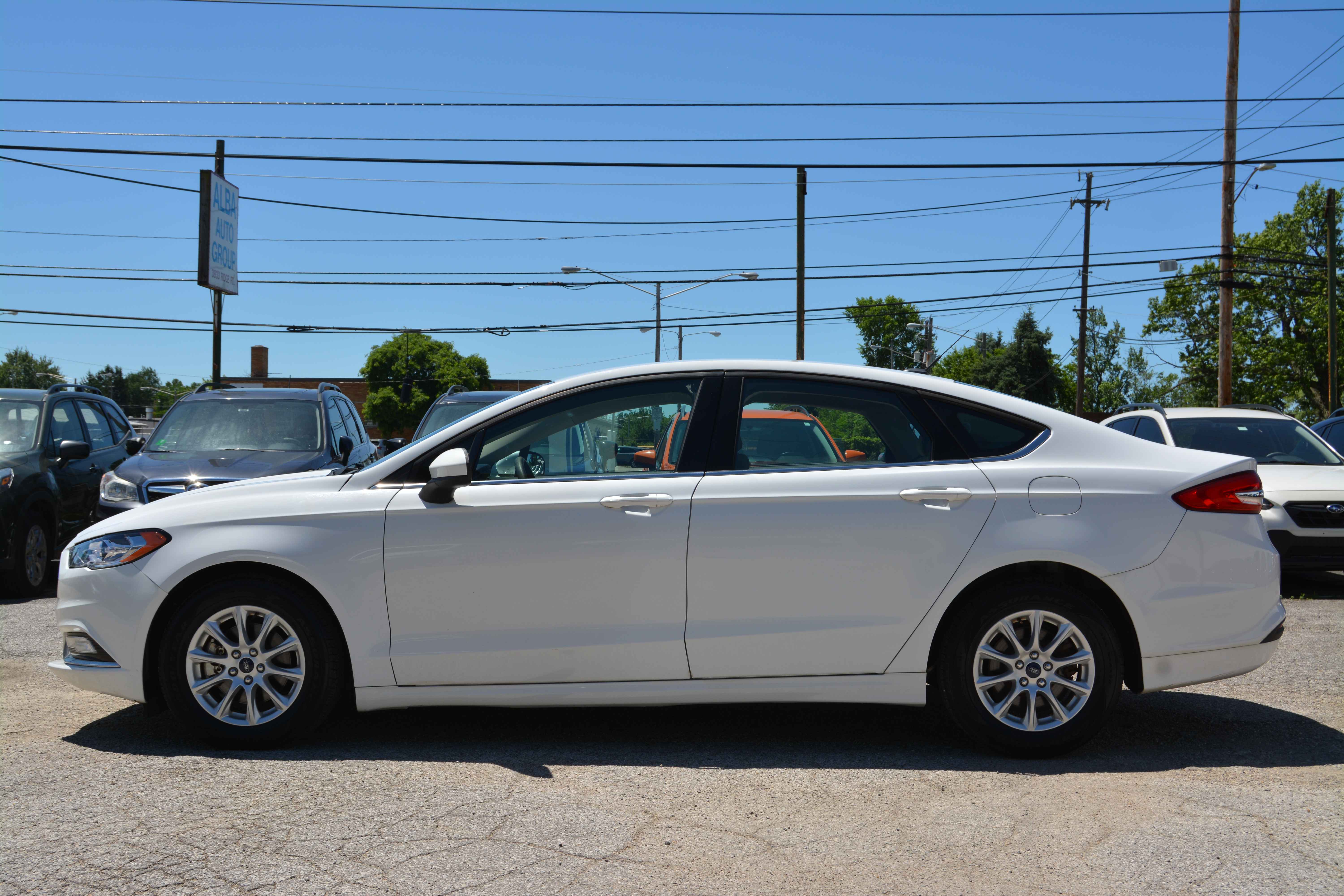 Used 2017 Ford Fusion S FWD image 4
