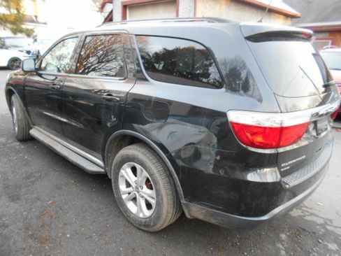 Used 2013 Dodge Durango SXT image 3