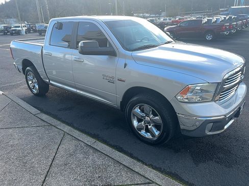 Used 2019 RAM 1500 Big Horn image 4