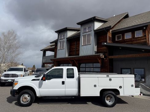 Used 2011 Ford F350 image 2