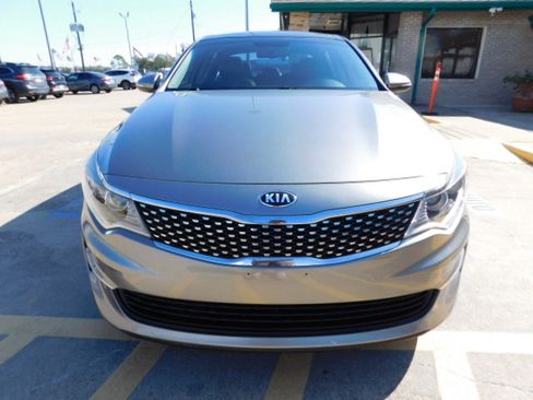 Used 2016 Kia Optima EX image 3