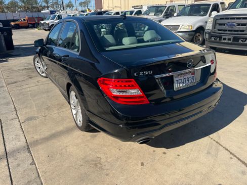 Used 2014 Mercedes-Benz C 250 Sport image 4