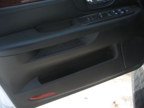 Used 2005 GMC Envoy image 8