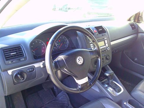 Used 2009 Volkswagen Jetta 2.5 image 9