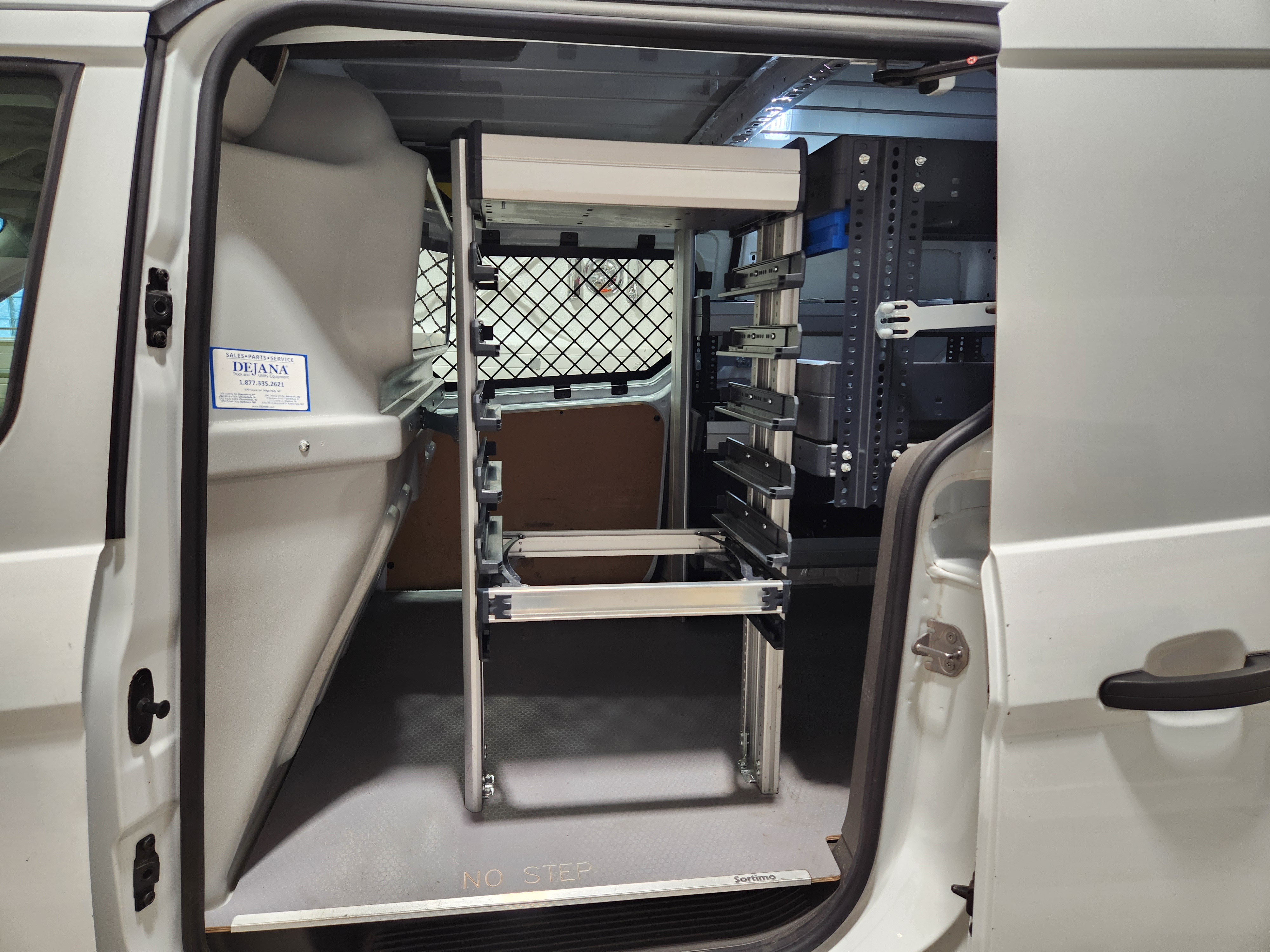 Used 2023 Ford Transit Connect XL Long Wheel Base FWD image 4