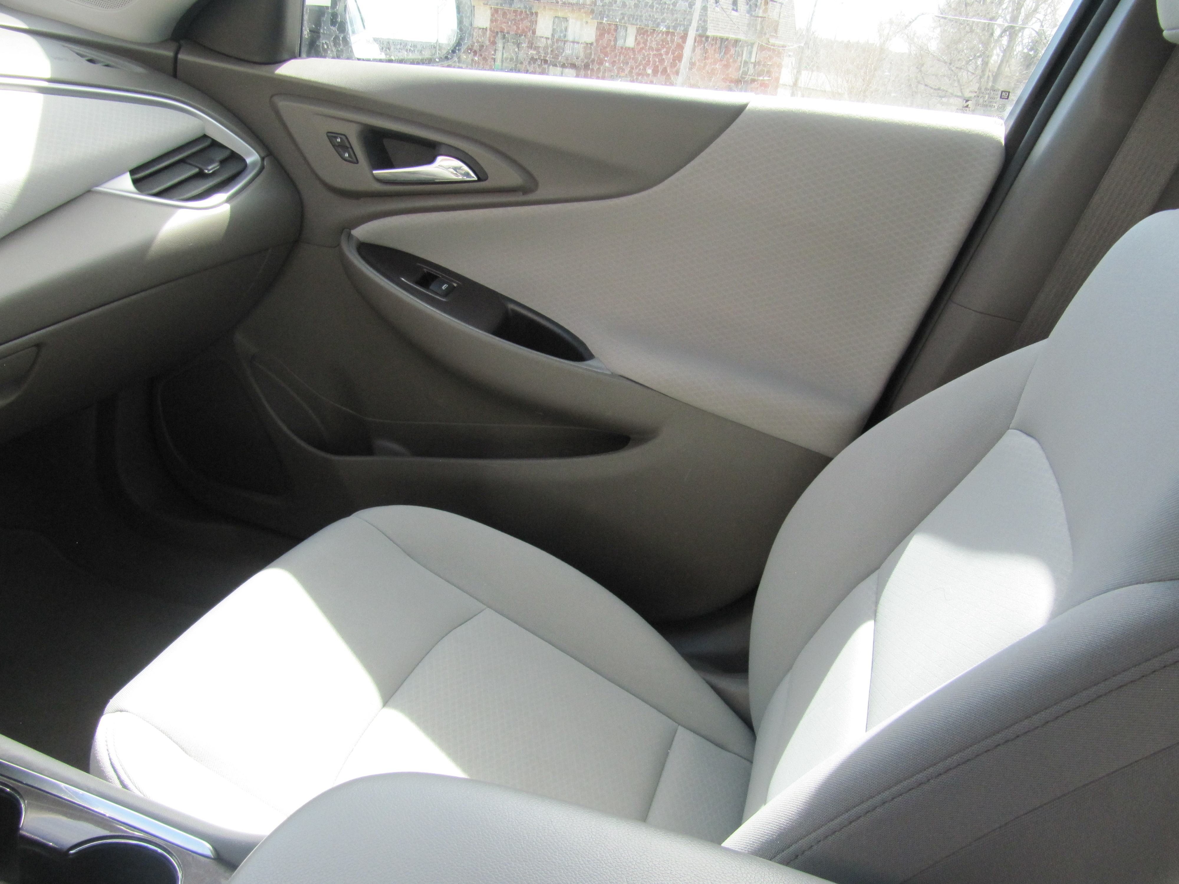 Used 2022 Chevrolet Malibu LS FWD image 13