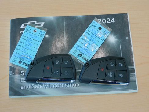 Used 2024 Chevrolet Silverado EV W/T image 31