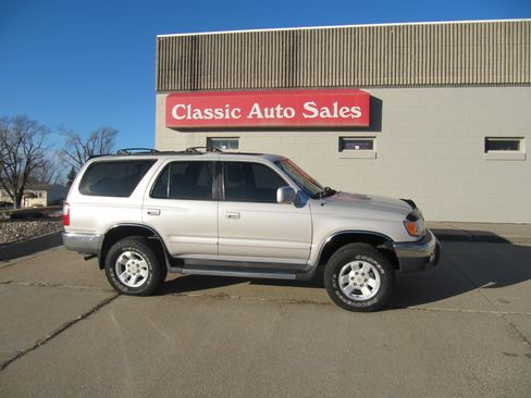 Used 1999 Toyota 4Runner SR5 Premium image 9