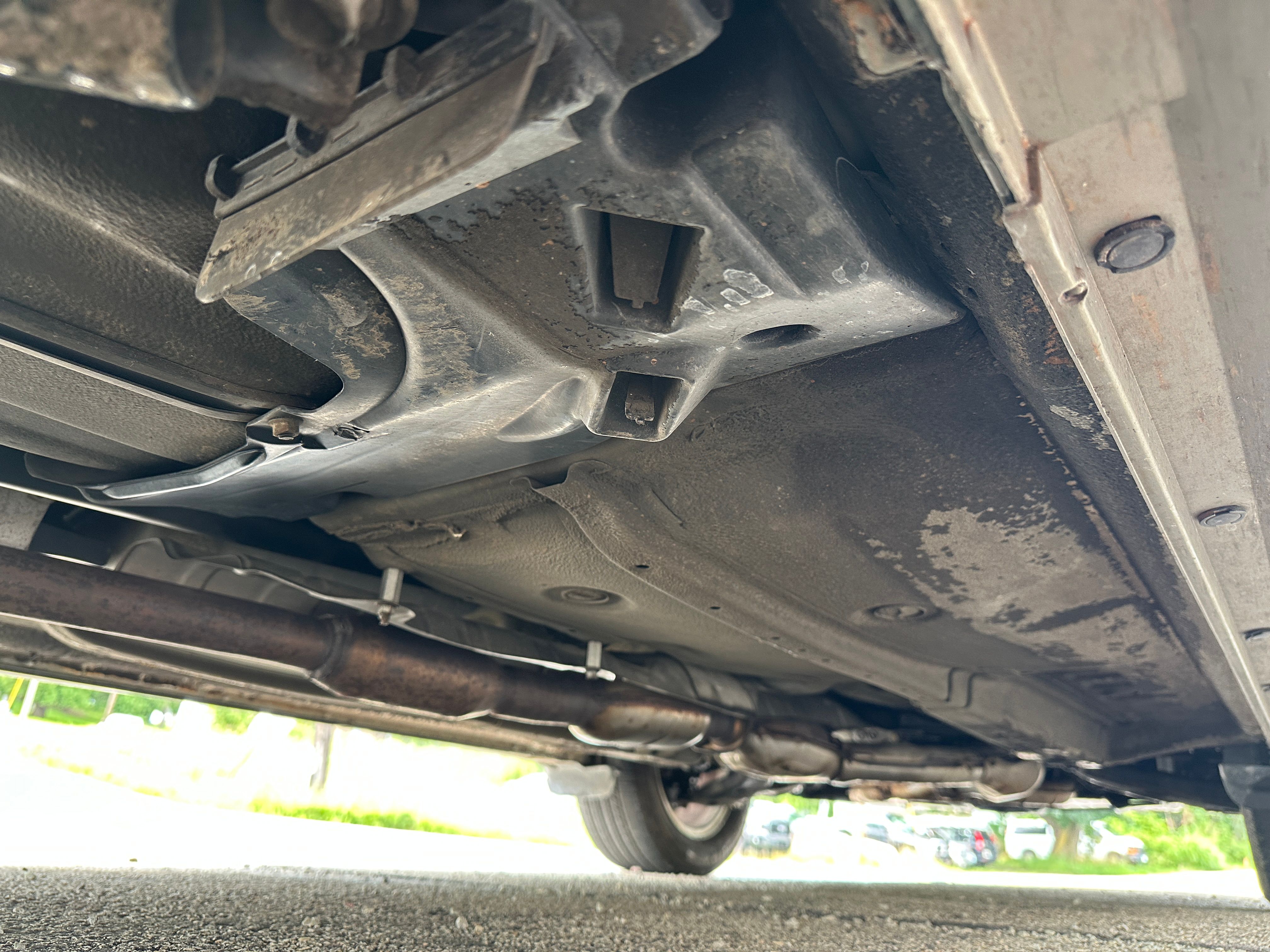 Used 2004 Subaru Outback Wagon AWD/4WD image 16