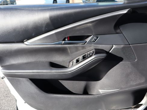 Used 2024 MAZDA CX-30 image 18