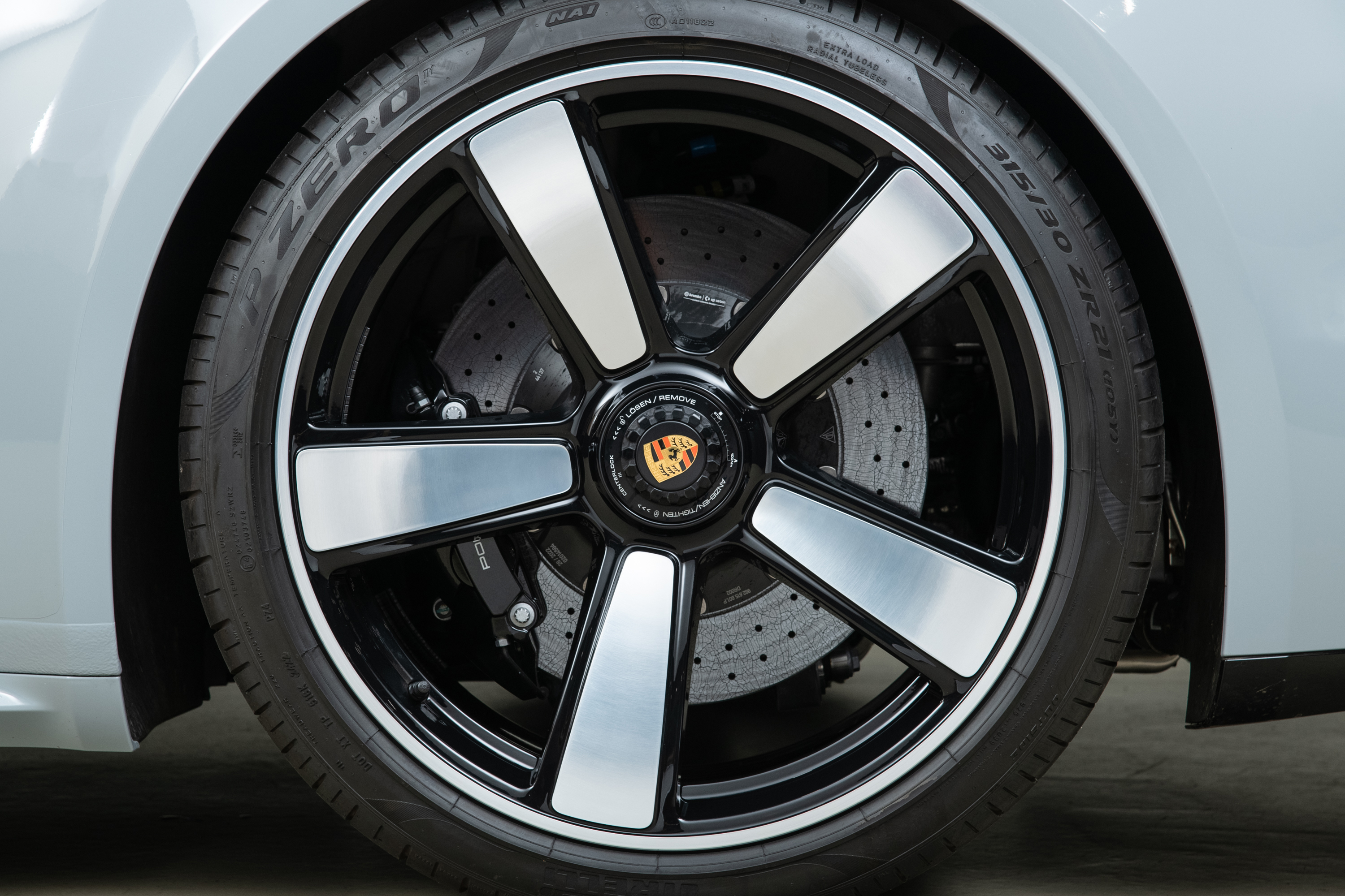 Used 2023 Porsche 911 Sport Classic Coupe RWD image 60