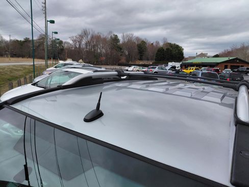 Used 2006 Pontiac Torrent image 9