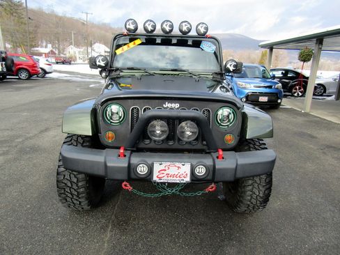 Used 2008 Jeep Wrangler Sahara image 3