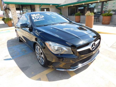 Used 2018 Mercedes-Benz CLA 250 image 1