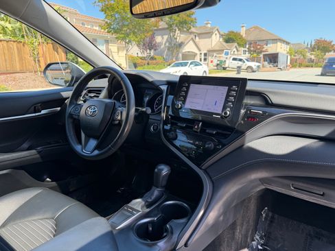 Used 2023 Toyota Camry SE w/ Nightshade FWD image 16