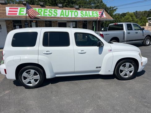Used 2010 Chevrolet HHR LS FWD image 14