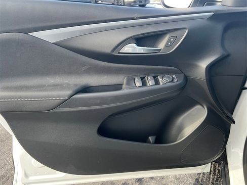 New 2026 Buick Envista Preferred image 12