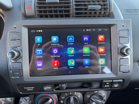 Used 2008 Honda Fit Sport image 33