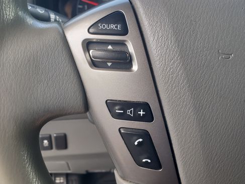 Used 2021 Nissan NV 2500 High Roof RWD image 16