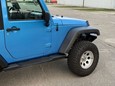 Used 2010 Jeep Wrangler 4WD Sport image 44
