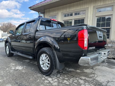 Used 2019 Nissan Frontier S image 3