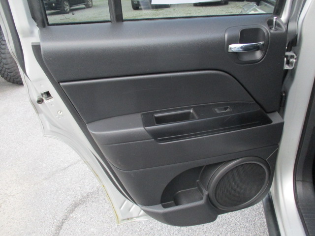 Used 2010 Jeep Patriot 4WD Sport image 22